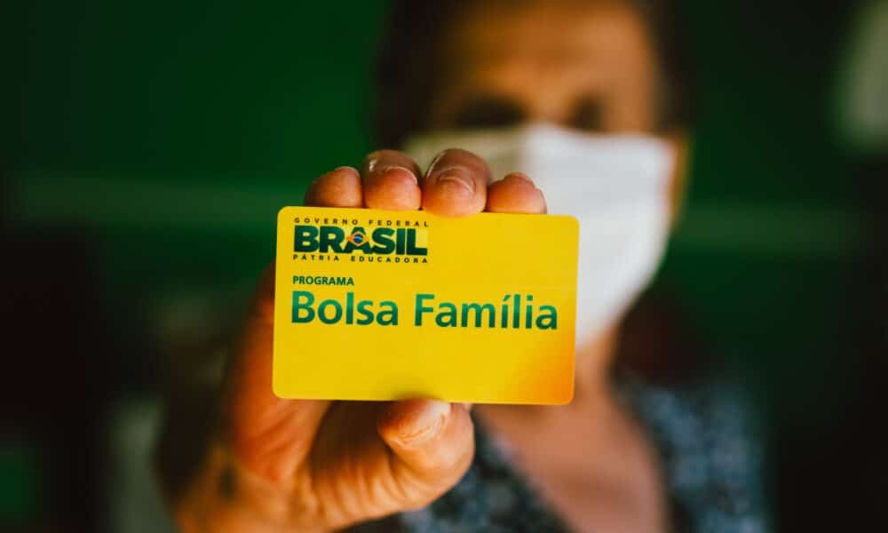 Bolsa Família 2023 começa a ser pago hoje com valor mínimo de R