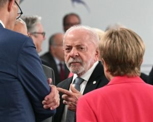 Lula conversou com Friedrich Merz Foto: Mandel NGAN / POOL / AFP
