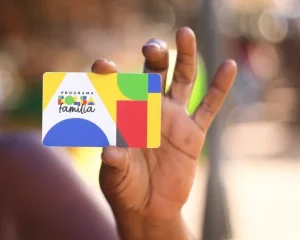 Cartão do Bolsa Família Foto: Lyon Santos/ MDS