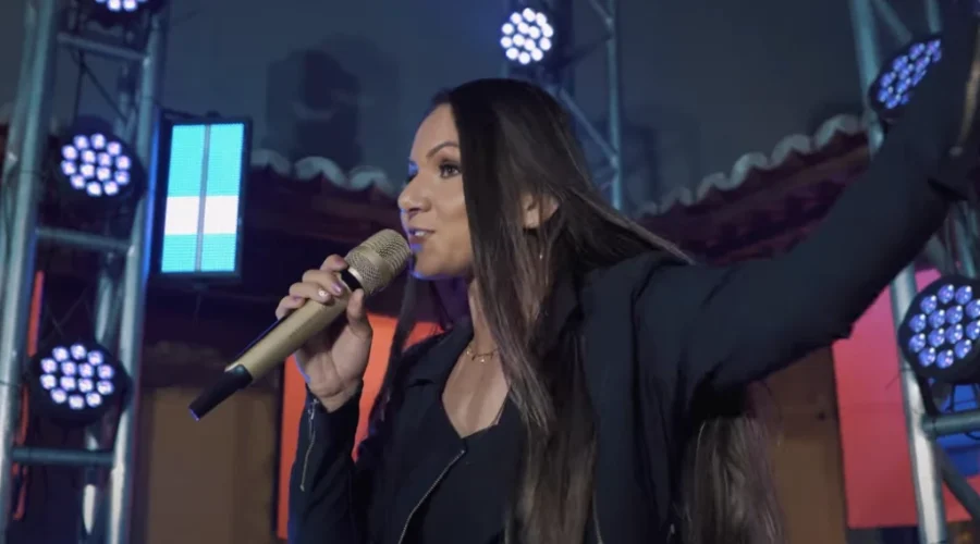 Cantora Marcinha Sousa Foto: Reprodução/YouTube Marcinha sousa oficial