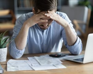 Endividamento bate recorde ao atingir 80% das famílias - Reprodução