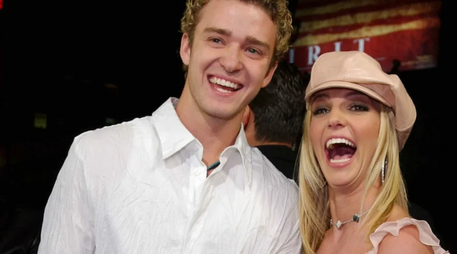 Justin e Britney em 2002 Foto: LUCY NICHOLSON/EPA/EFEVISUAL