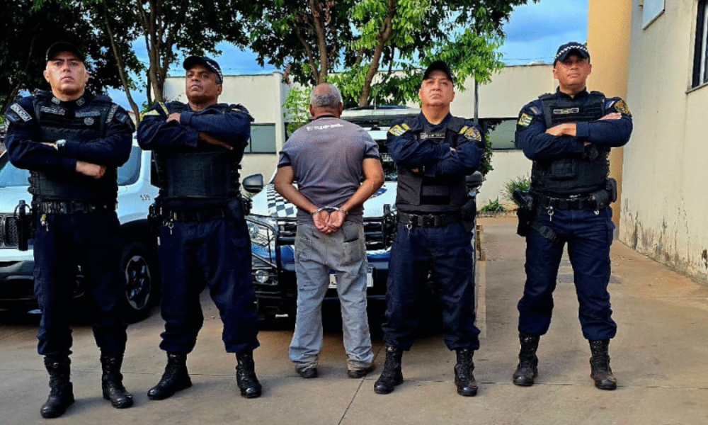  Treinador é preso suspeito de abusar de alunos em escolinha de futebol de clube da capital (Foto: GCM)