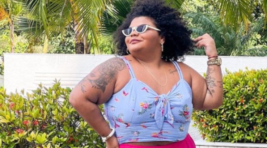Flora Cruz revelou que foi vítima de importunação sexual dentro de casa (Foto: Reprodução)
