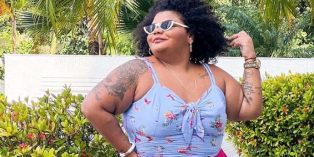 Flora Cruz revelou que foi vítima de importunação sexual dentro de casa (Foto: Reprodução)