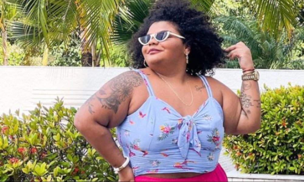 Flora Cruz revelou que foi vítima de importunação sexual dentro de casa (Foto: Reprodução)