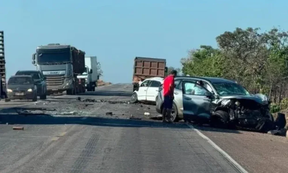 foto-acidente- Acidente que vitimou irmão de empresário de Niquelândia ocorreu na BR-153 entre os municípios de Tabocão e Guaraí, no Tocantins — Foto: Equipe Vanda Monteiro/Jornal Sou de Palmas