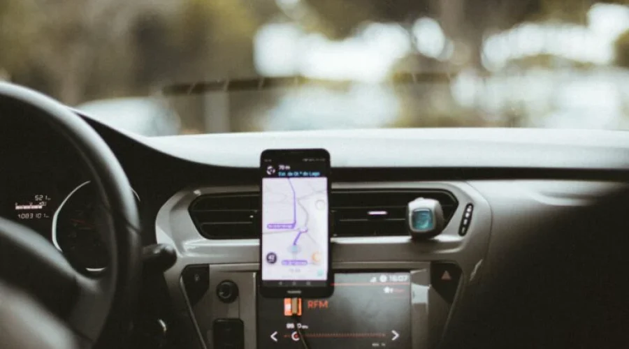Carro de aplicativo (Imagem ilustrativa) Foto: Unsplash