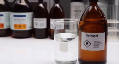 O metanol não se destina ao consumo humano — e é altamente tóxico — Foto: Adobe Stock