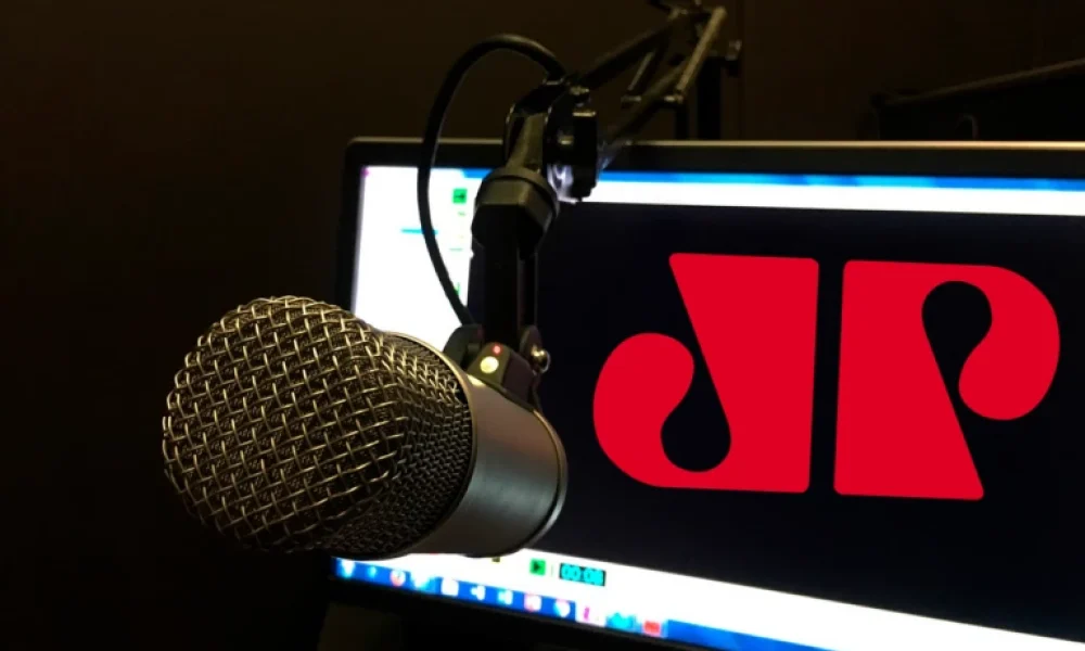 radio-gf8ef7ec4d_1280-2-768x576