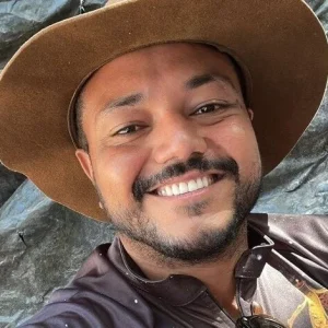 Diorge Carvalho Santiago morreu com apenas 33 anos após queda de cavalo em Niquelândia [Foto: Reprodução/Redes Sociais]