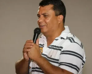 Enquanto família estava em pânico, político passava os dias com uma mulher em Goiânia (Foto: reprodução)
