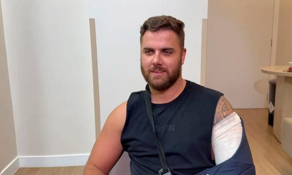 ze-neto-fala-apos-acidente-em-estrada-1702164943771_v2_900x506